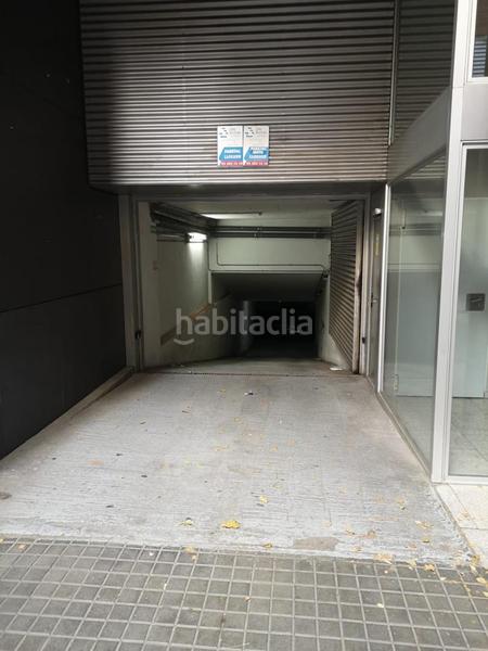 Foto 91c1956c-ed8e-427f-9637-a5f839b42408. Alquiler parking coche en Sants-Badal Barcelona