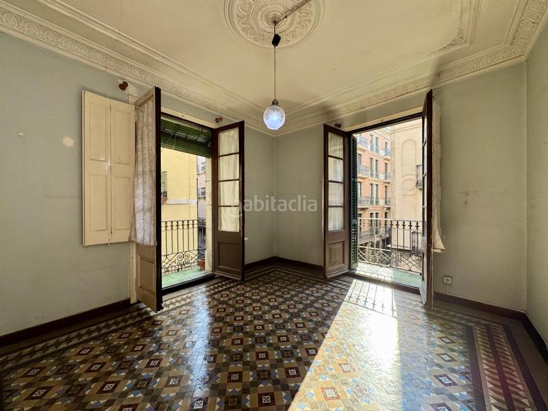 Foto b1ba2846-f8c8-47d9-851f-b15d96ddeec2. Piso exclusivo piso en pleno centro ! en Gòtic Barcelona