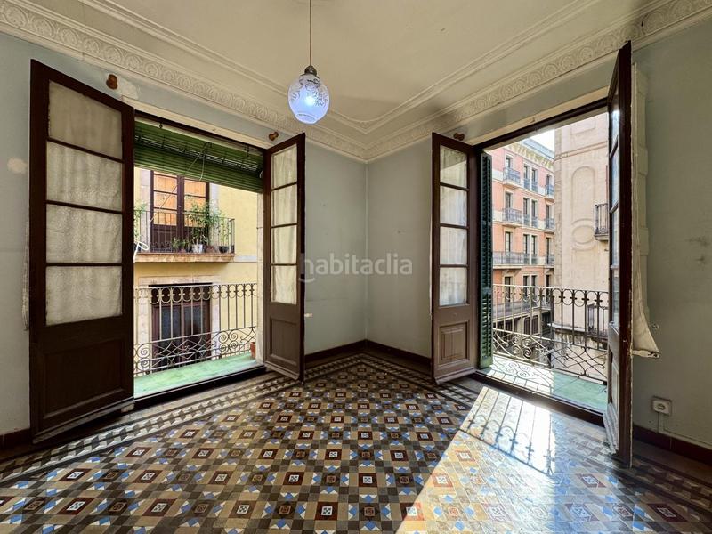 Foto ff05d6e4-0604-4548-bfc2-99ec438d0a99. Piso exclusivo piso en pleno centro ! en Gòtic Barcelona