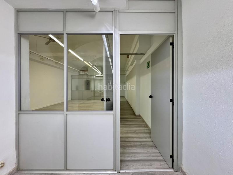 Foto e780bef8-83cd-454b-b5e3-9186a8592974. Local commercial dans Sagrada Família Barcelona