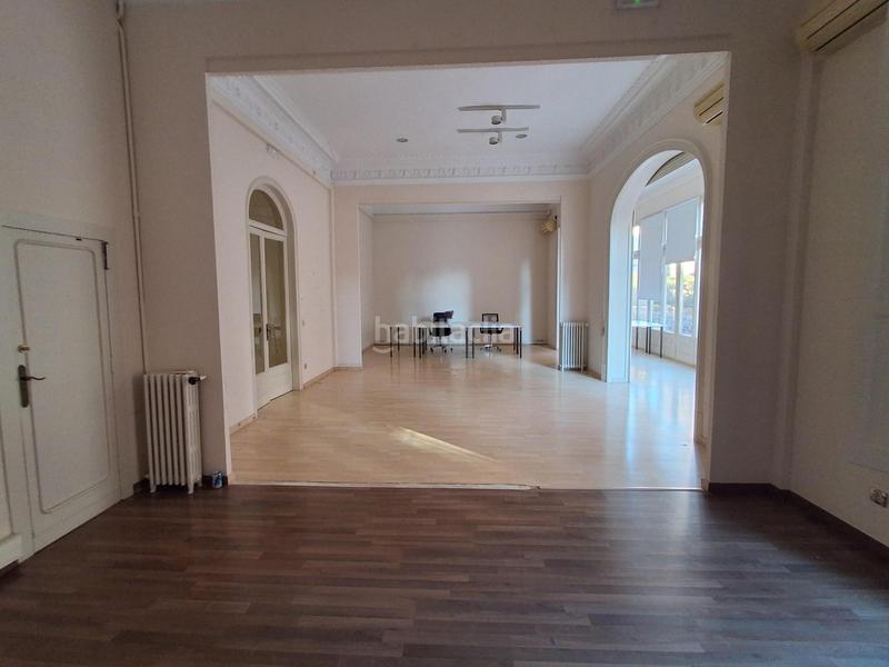 Foto b3919750-ad99-4c0f-9354-0eee4117abdf. Location bureau dans L´Antiga Esquerra de l´Eixample Barcelona