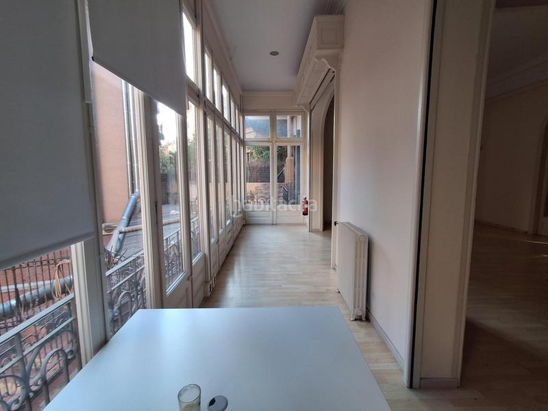 Foto 0e49ec4a-6f81-491d-b9dd-f77232bb4031. Rent office space in L´Antiga Esquerra de l´Eixample Barcelona
