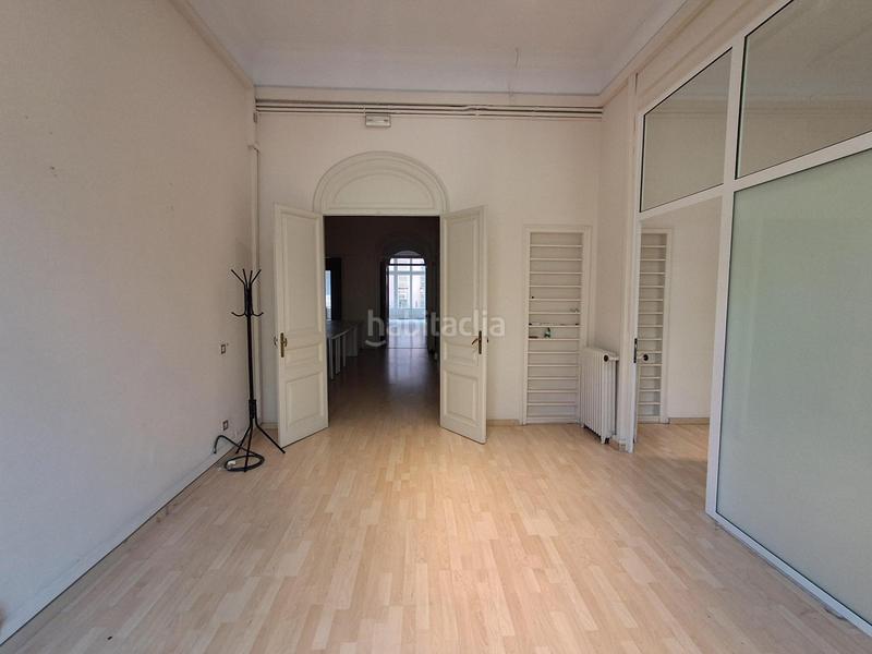 Foto 956013c4-31a6-46a4-8918-a1a5eea8a1da. Rent office space in L´Antiga Esquerra de l´Eixample Barcelona