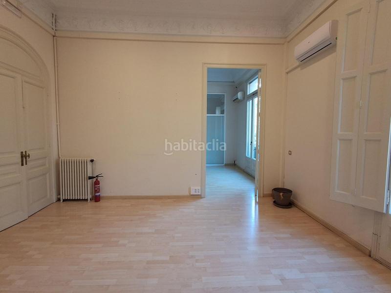 Foto c7608d75-578f-4ed0-8fbb-a30c5dba0cbf. Rent office space in L´Antiga Esquerra de l´Eixample Barcelona
