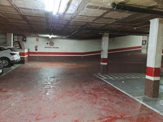 Parking coche en del Montseny