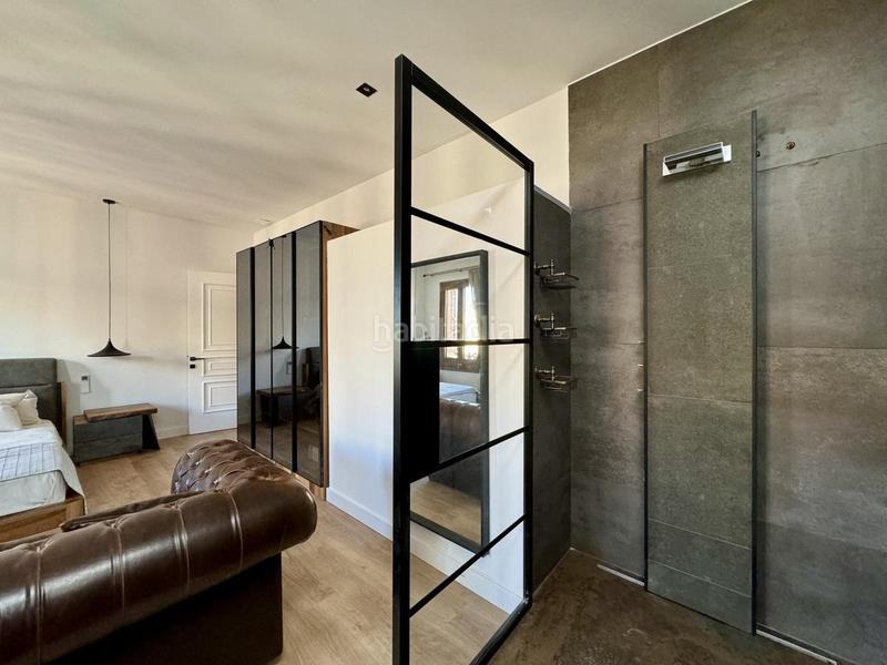 Foto 108fea6f-0f9a-4718-965f-f7bc9033a8f8. Flat with heating in Raval Barcelona