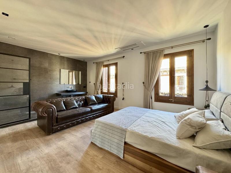 Foto 82a11e53-fea3-4554-bc33-910b0f349749. Flat with heating in Raval Barcelona