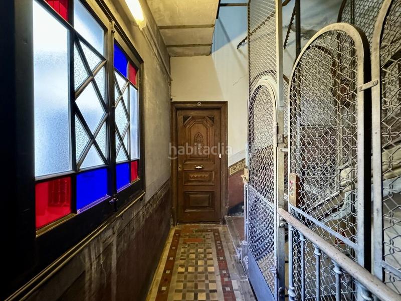 Foto d984d4c7-31fe-4136-8008-3ae7ffd2409a. Flat with heating in Raval Barcelona