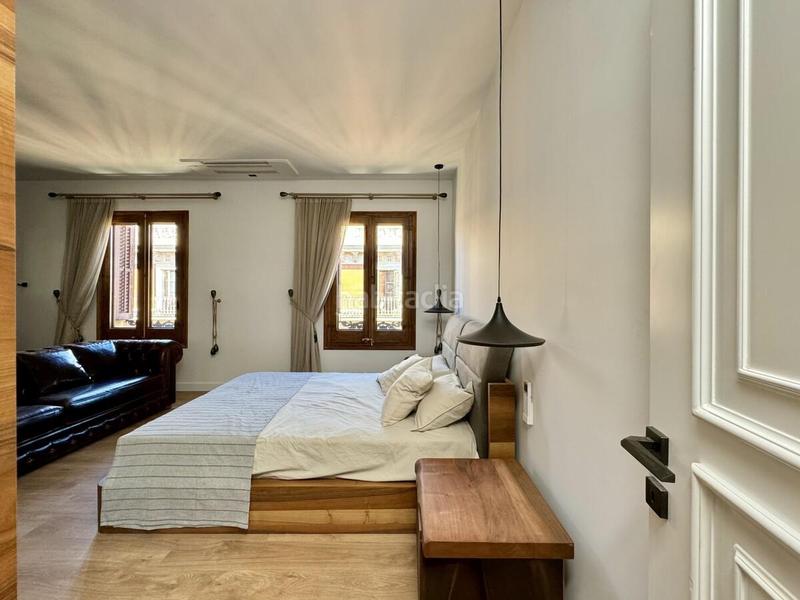 Foto 4c4f26c9-cb9d-4ea0-9942-987ad890a9eb. Piso en Raval Barcelona