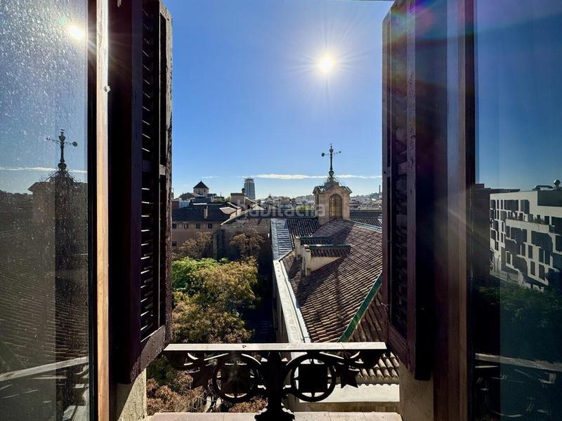 Foto db1df919-0e43-4e8c-8b9e-5d8343310d16. Piso en Raval Barcelona