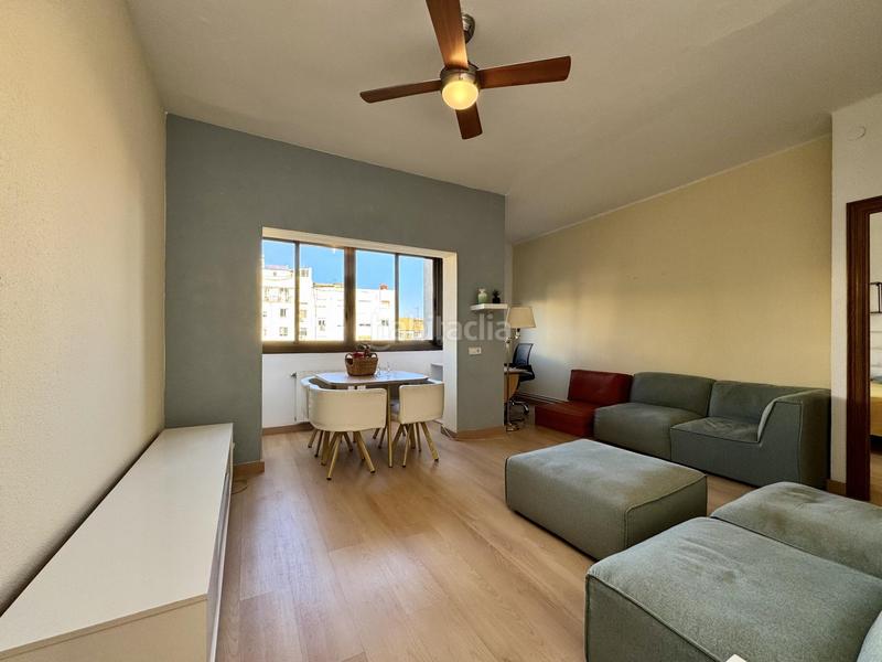 Foto c1389acf-e040-4a55-b737-49aa8e046fd9. Appartamento in de mallorca 581 in El Camp de l´Arpa del Clot Barcelona