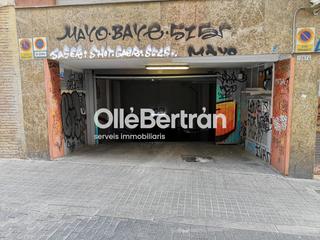 Posto auto in d'Alfons XII