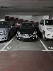 Car parking  D'aragó