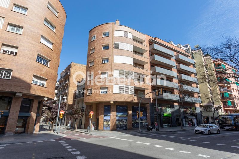Foto 3f20abce-1f40-4ae4-9ee2-6e2951b14f60. Pis amb calefacció a Sants-Badal Barcelona
