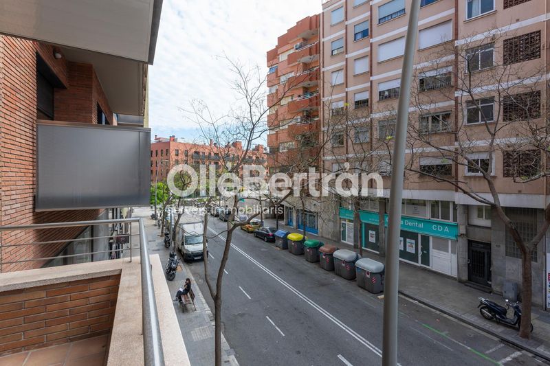 Foto ef90285d-13e7-4e76-8a82-79ed5066e7ca. Pis amb calefacció a Sants-Badal Barcelona