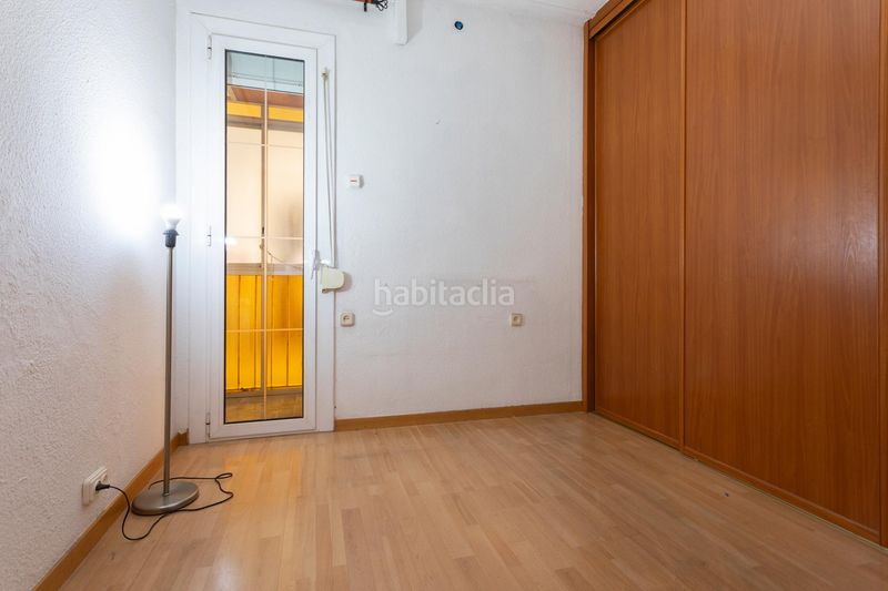 Foto b3fb312b-dc2e-4b75-b5ac-fbede8ca6596. Pis amb calefacció a Sants Barcelona