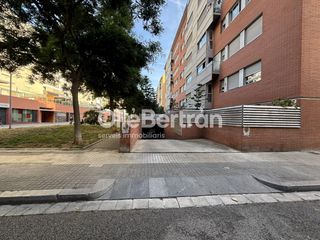 Lloguer Aparcament cotxe  De l'energia