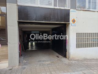Autoparkplatz in de Sant Dalmir