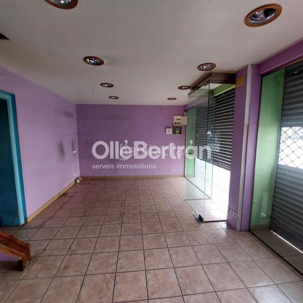Foto 0ccd83d2-a6a9-442d-b5b5-f7aedeb26ab3. Rent office space in Catalunya - Fontetes Cerdanyola del Vallès