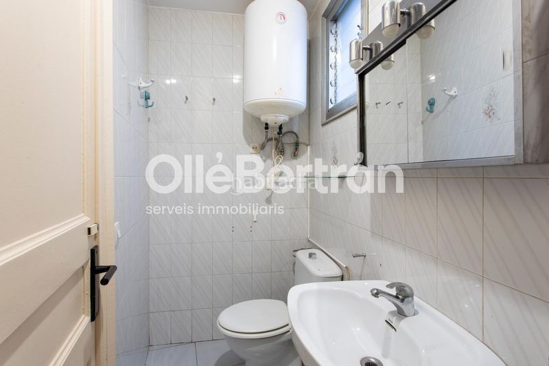 Foto ddc5e9c1-e4d0-4984-8a6c-3b135d3fd90f. Pis a Sagrada Família Barcelona