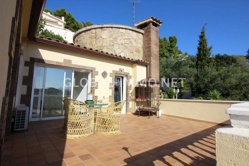 Foto 5840d8b4-38d8-4e5b-9d9f-032ee82235b6. Chalet casa de 4 dormitorios con vista panorámica al golfo en Roses