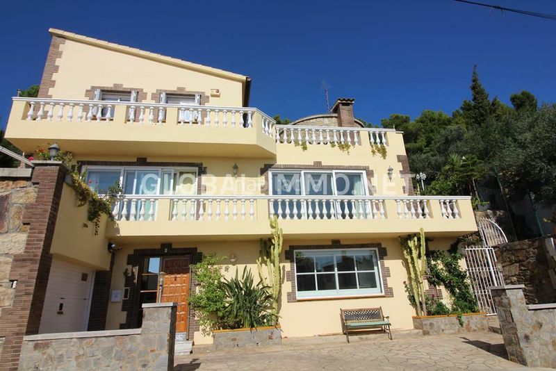Foto e3d4a929-4ab9-4259-866f-128847147dfa. Chalet casa de 4 dormitorios con vista panorámica al golfo en Roses
