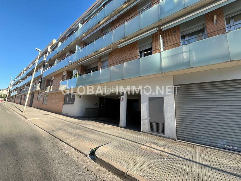 Foto bb3ae82c-4291-40b7-a95f-a5c466a51e40. Apartament amb calefacció a Centre Roses