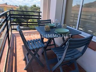 Appartement  Carrer amsterdam. Bonito piso 2 dormitorios con licencia turistica, mas oliva, ros