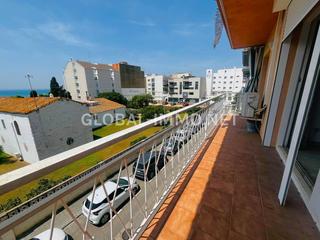 Apartament  Carrer dels pescadors. Apartamento de 3 habitaciones con vistas al mar junto a la playa