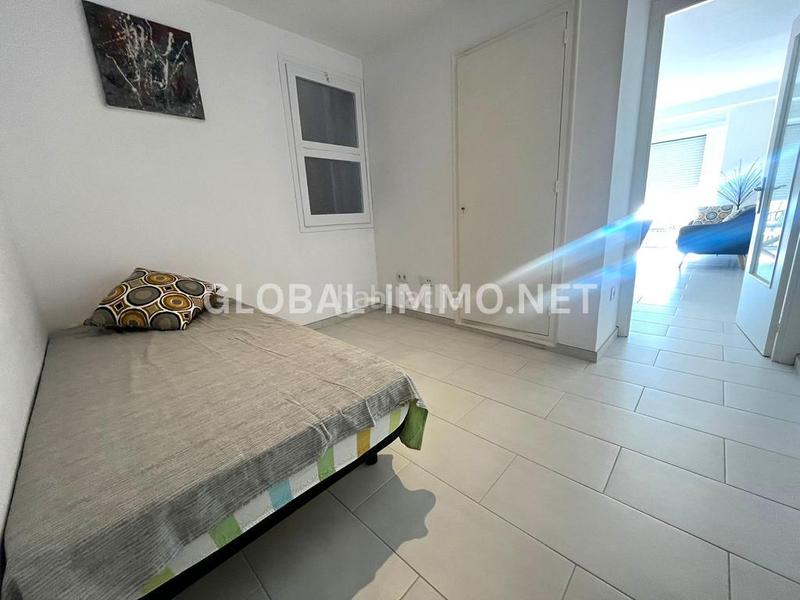 Foto 0b4afa87-a760-4528-b828-4e0e9b7f2aac. Apartment with heating in Centre Roses