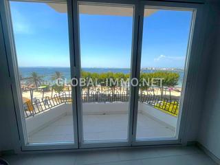 Apartament  Avinguda de rhode. Apartamento primera línea de mar rosas centro