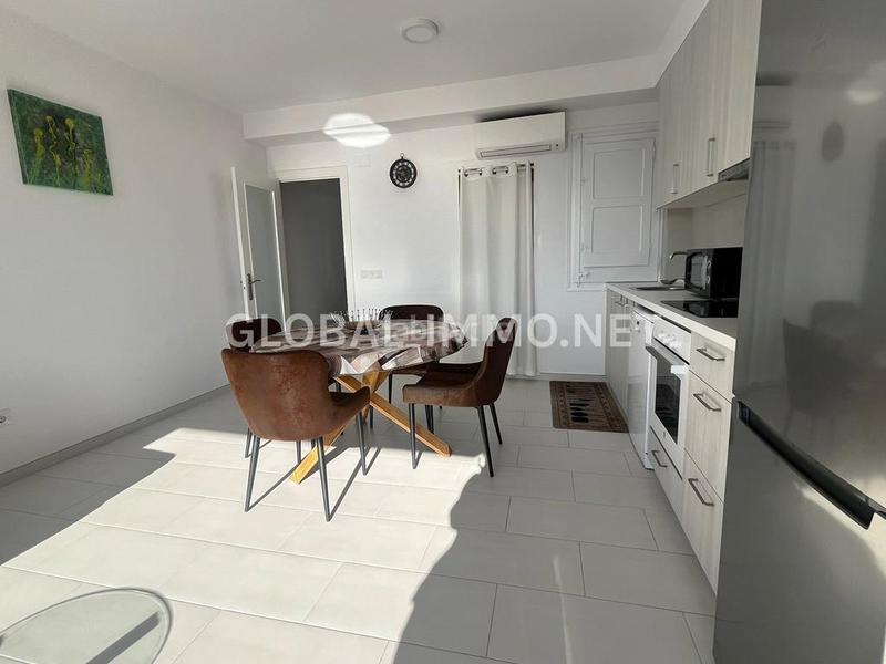 Foto eb4f39cc-880c-4bd6-8240-b1fd0e6dc91a. Apartment with heating in Centre Roses