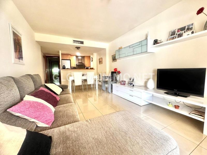 Foto 701f5813-9b9a-49cb-b7fb-95eaa9d85ca3. Apartament amb calefacció piscina a Salatar Roses