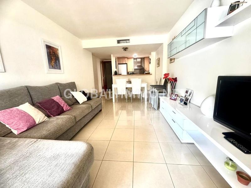 Foto a7ea13fe-384c-49ef-b131-4d416569bebe. Apartament amb calefacció piscina a Salatar Roses