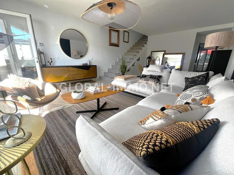 Foto e5b131e2-6a1b-47c2-801d-5a632fe80c15. Appartement avec chauffage piscine dans Centre Roses