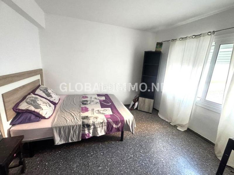 Foto c2189ba9-ead6-4279-9259-16f55a0b1a21. Appartement avec chauffage dans Centre Roses