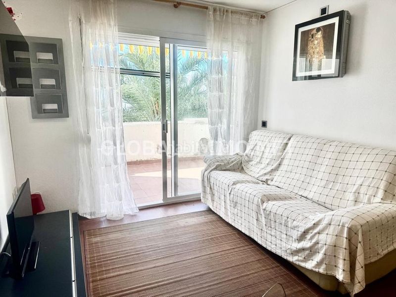 Foto 303feded-2ddf-432c-a3a7-5545663569ee. Apartament amb calefacció piscina a Santa Margarida Roses