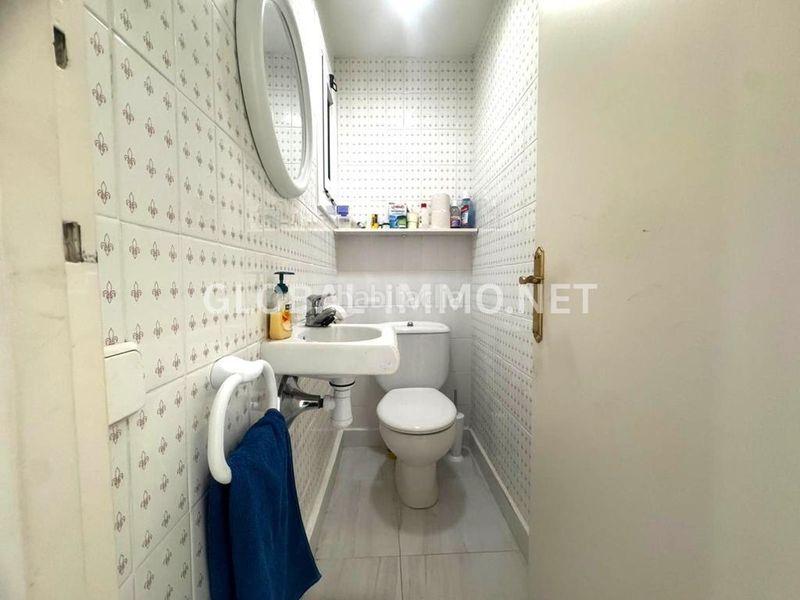 Foto f84e837d-4feb-4c4d-9bcf-146e8d033a25. Apartament amb calefacció a Centre Roses