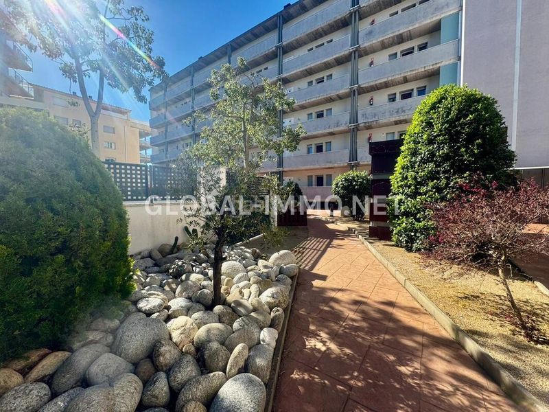 Foto cab6ea5f-ae33-4713-8195-18e71c94fa82. Apartament amb calefacció piscina a Santa Margarida Roses