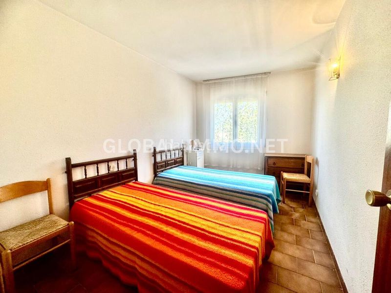 Foto 14e1ae9c-e882-4b45-90fb-c5dd144e87dc. Apartament a Centre Roses