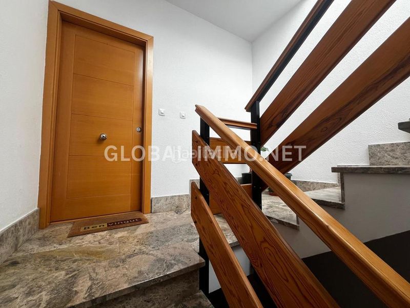 Foto 8e61a1aa-3745-4ea3-94a7-bfac06550102. Apartament amb aparcament a Centre Roses