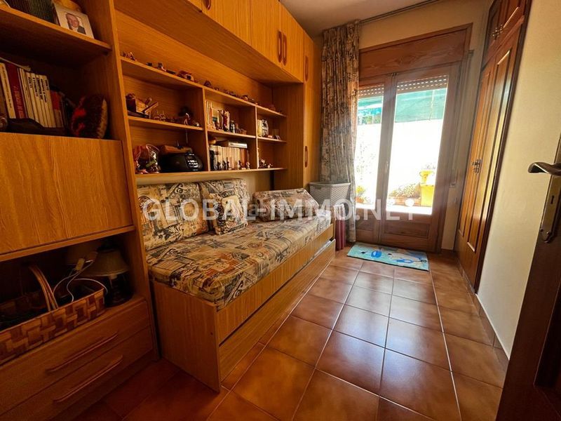 Foto fe96d030-06d2-44a6-b54b-6635babc5c48. Apartament amb aparcament a Centre Roses