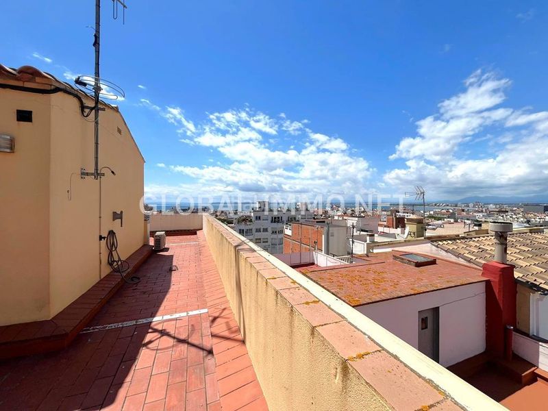Foto d2c32f24-1ecb-4f8e-8f66-3548facb78da. Apartament amb calefacció a Centre Roses