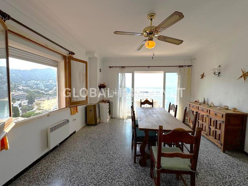 Foto 78872b06-ba1c-4e8e-9be5-1f711dd3fbd8. Apartament amb aparcament a Puig Rom-Canyelles-Almadrava Roses