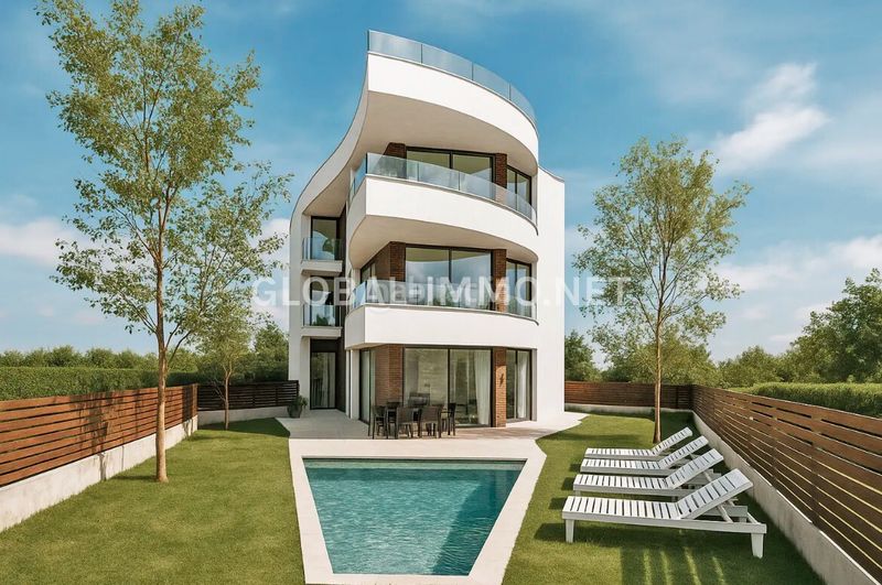 Foto 2313f0fc-89ab-48b0-8456-6a6596f12568. Apartament amb piscina a Puig Rom-Canyelles-Almadrava Roses