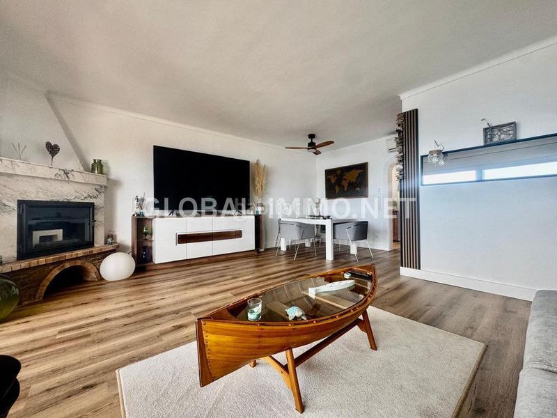 Foto 89ea6027-2666-4144-9b24-7bdd36bd574f. Apartament amb calefacció aparcament piscina a Puig Rom-Canyelles-Almadrava Roses