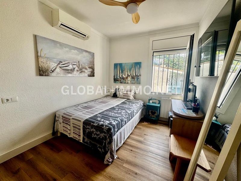 Foto e4a72352-b6eb-4fc4-8bcb-a0b24ad2c2ba. Apartament amb calefacció aparcament piscina a Puig Rom-Canyelles-Almadrava Roses