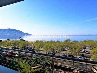 Appartement  Passeig mar�tim. Exclusivo apartamento en primera l�nea de mar con licencia tur�s