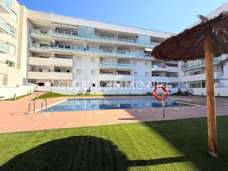 Foto 1e5c5eee-d23f-48ea-a3b6-577dc0855b84. Apartament amb calefacció piscina a Santa Margarida Roses