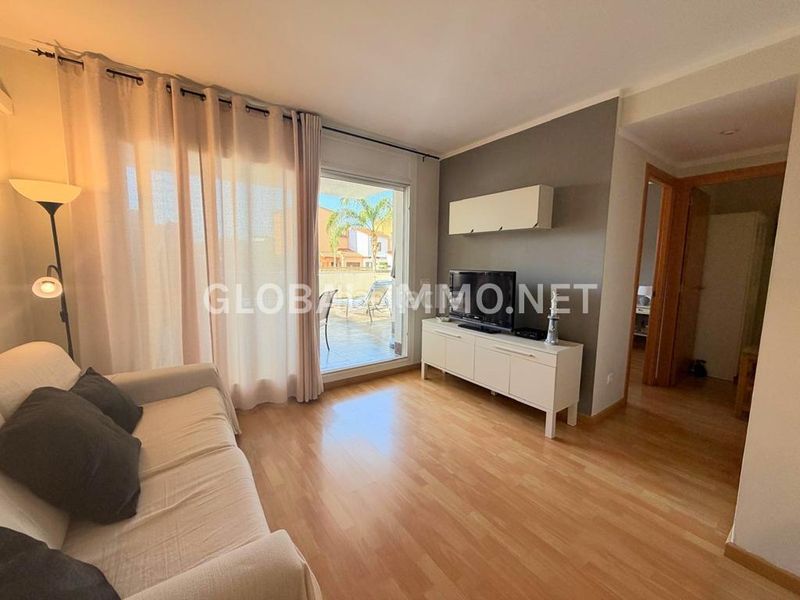Foto 38e023e8-8fe1-4db9-b00c-21625389cf6f. Apartament amb calefacció piscina a Santa Margarida Roses
